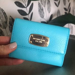•Blue Michael Kors Coin Wallet•